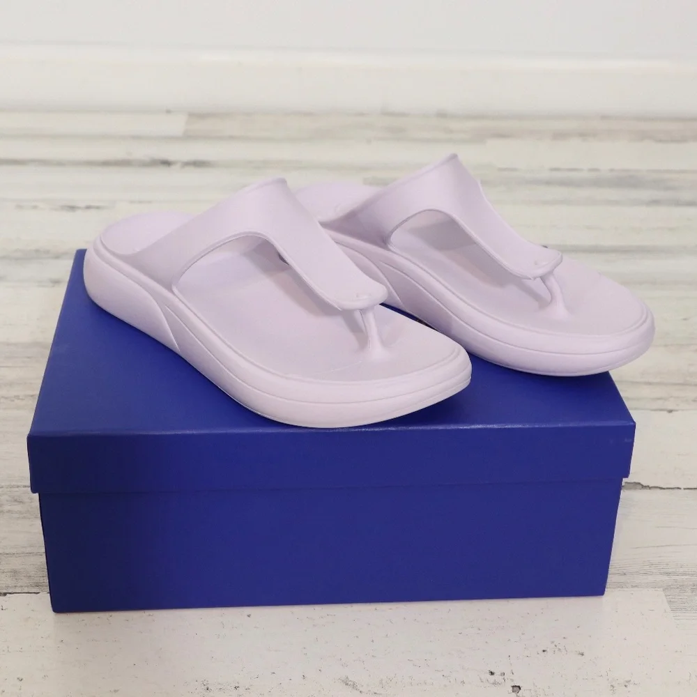 Stuart Weitzman Stuflex T-Strap Slide in Wisteria Women's Size 9 New in Box